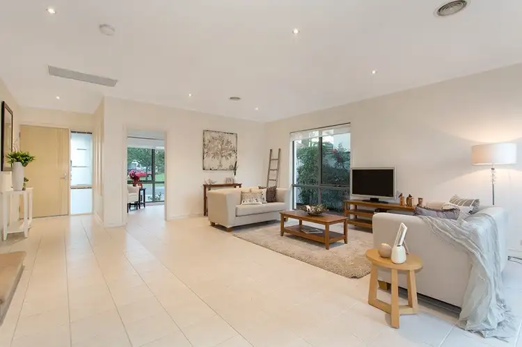 22 Muirfield Close, Heatherton VIC 3202