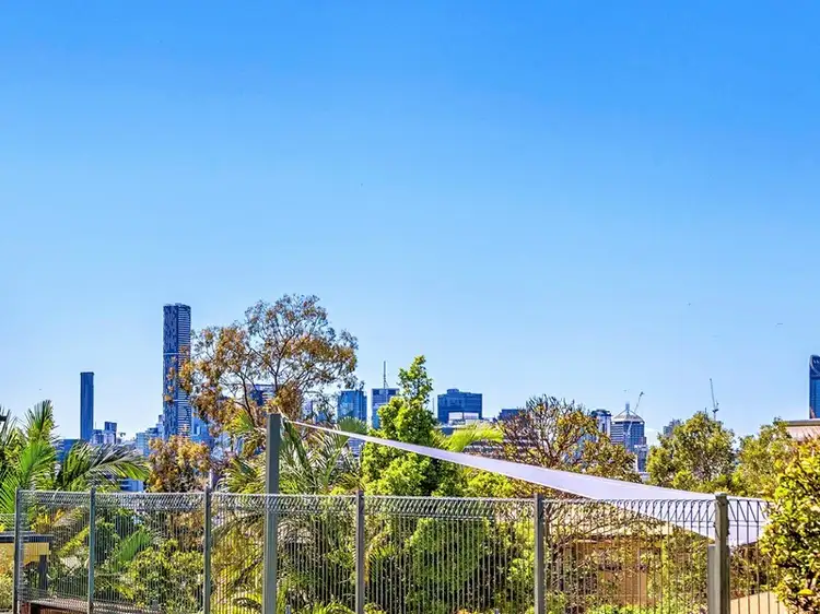Third view of Homely apartment listing, 2/23 Burt Street, Auchenflower QLD 4066