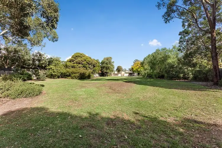 Seventh view of Homely unit listing, 1/26 Camelia Grove, Cheltenham VIC 3192