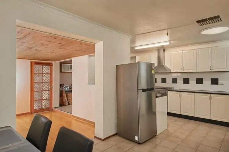Sixth view of Homely house listing, 21 Simpson Avenue, Forest Hill NSW 2651