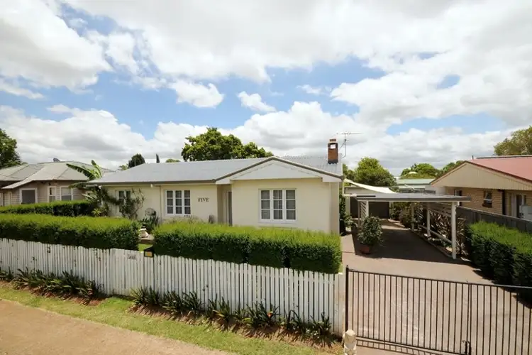 5 Hursley Road, Newtown QLD 4350