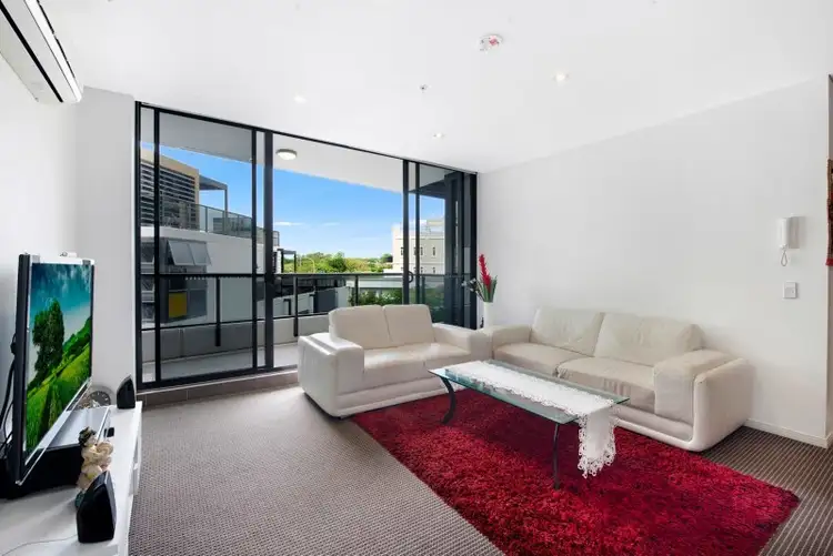 2 Aqua Street, Southport QLD 4215