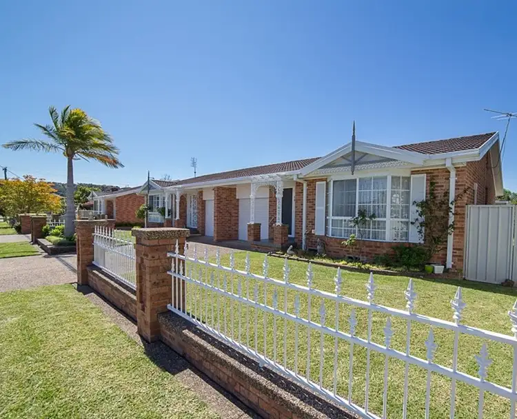 1/68-70 Albert Street, Warners Bay NSW 2282