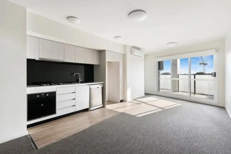 Main view of Homely apartment listing, 302/95 Warrigal Road, Hughesdale VIC 3166