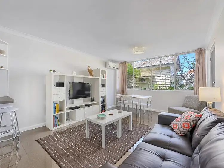 1/104 Henderson Street, Bulimba QLD 4171