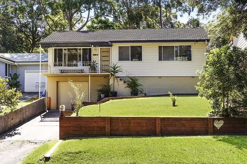 Main view of Homely house listing, 11 Shannon Parade, Berkeley Vale NSW 2261