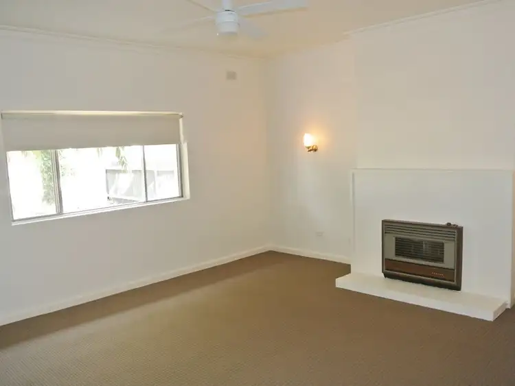 Fifth view of Homely house listing, 4 Charles Street, Kingston Se SA 5275