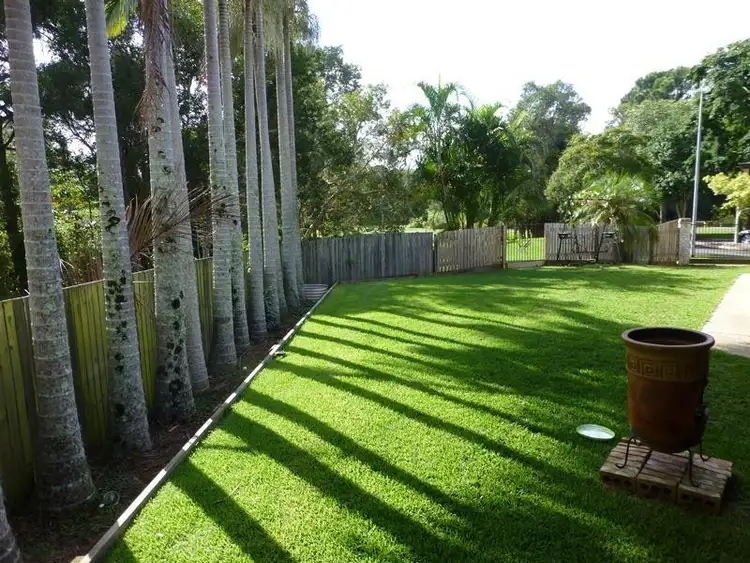 9 Mangrove Court, Bli Bli QLD 4560