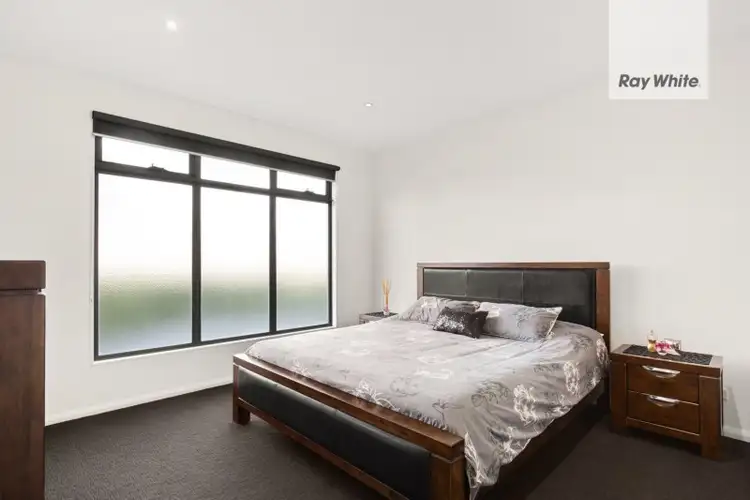 Fifth view of Homely house listing, 1/4 Vangelica Way, South Morang VIC 3752