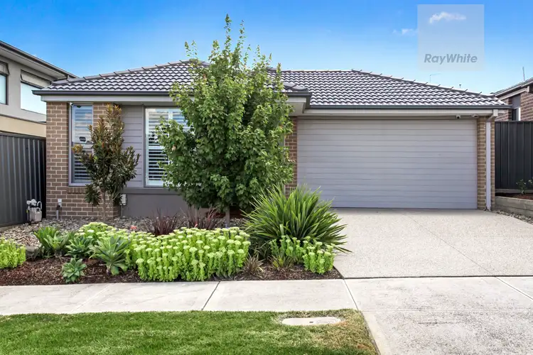 28 Frontier Avenue, Greenvale VIC 3059