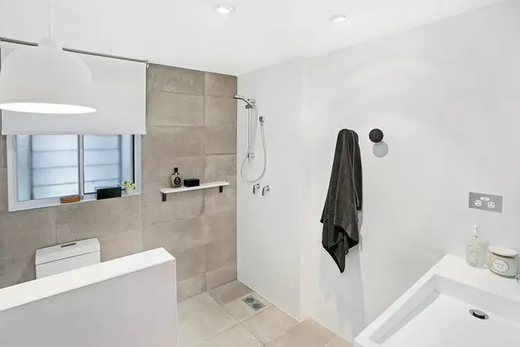 Fifth view of Homely apartment listing, 3/2 Kensington Street, Waterloo NSW 2017