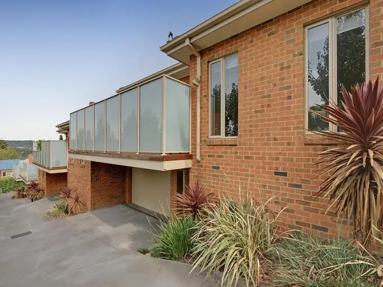 2/49 Albert Hill Road, Lilydale VIC 3140