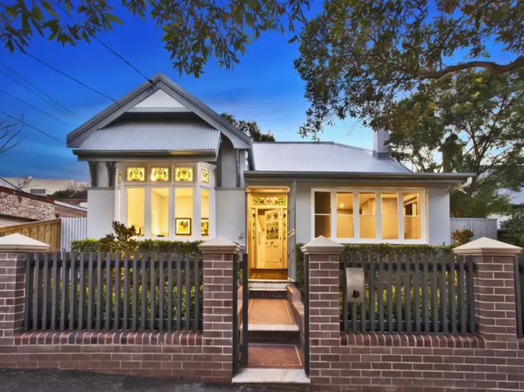 2 London Street, Enmore NSW 2042