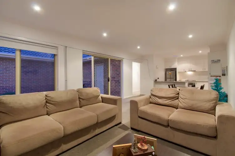 Fourth view of Homely unit listing, 8/30 Gairloch Drive, Frankston VIC 3199