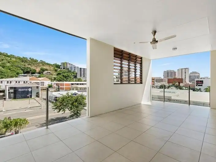 216/330 Sturt Street, Townsville City QLD 4810