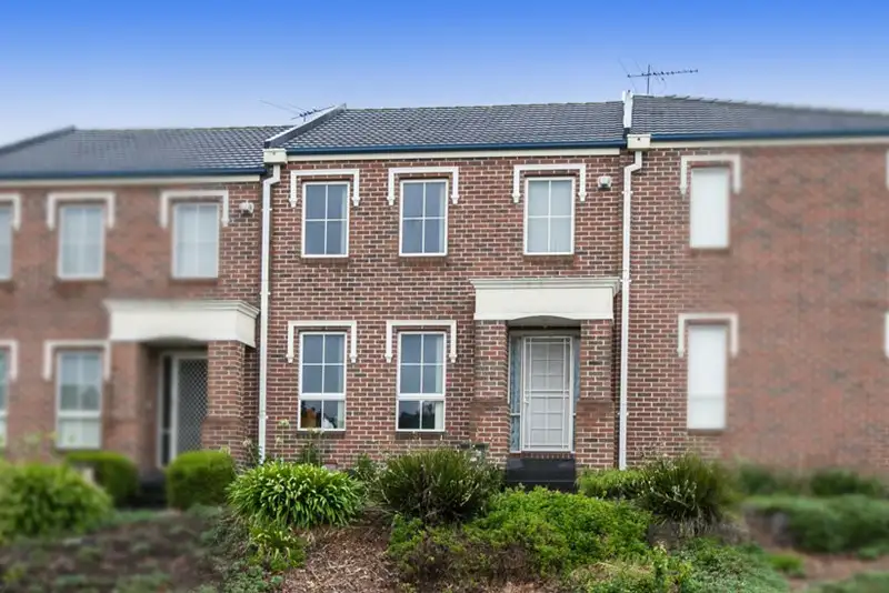 Main view of Homely townhouse listing, 2/31 Loxton Terrace, Epping VIC 3076