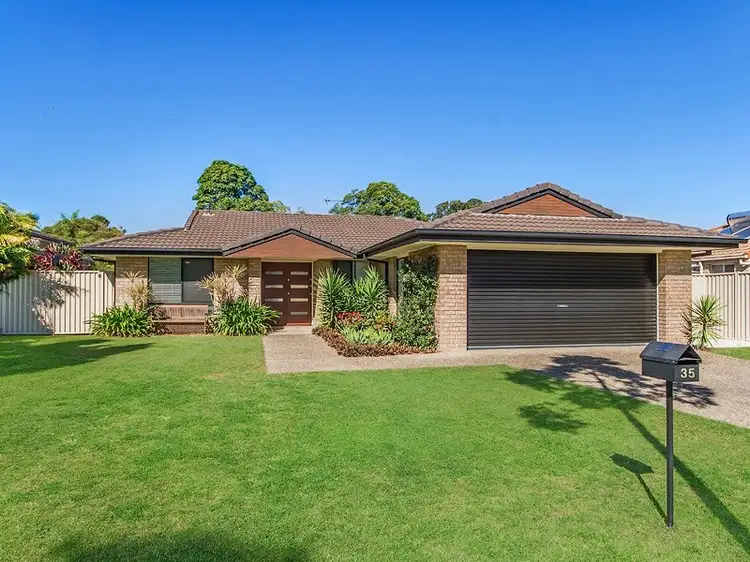 35 Barrs Avenue, Oxenford QLD 4210