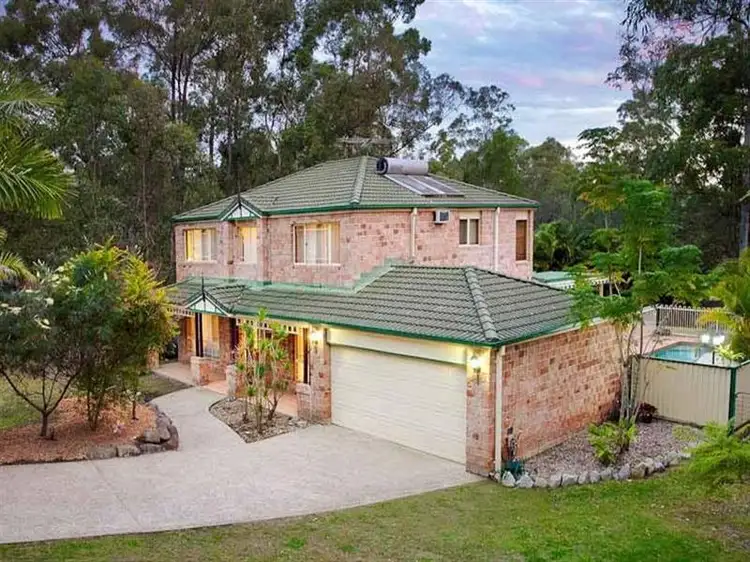 10 Spotted Gum Lane, Cashmere QLD 4500
