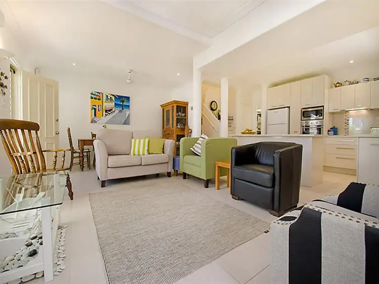 Third view of Homely unit listing, 2/15 WIlliam (Janet) Street, Alexandra Headland QLD 4572