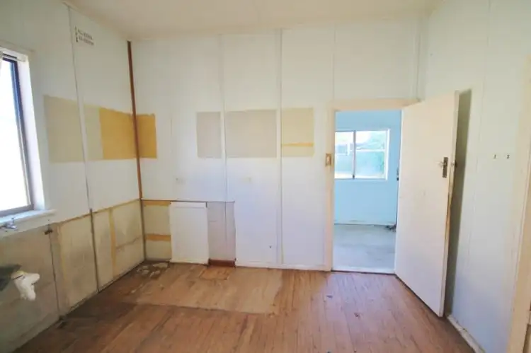 Fifth view of Homely house listing, 4 Patterson Avenue, Young NSW 2594