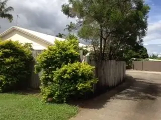 1/4 Farmer Street, Edmonton QLD 4869
