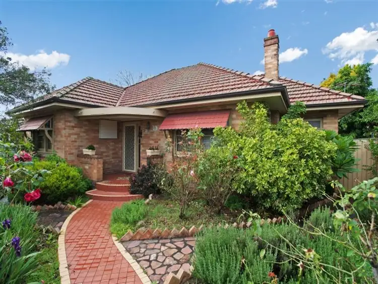60 Porter Avenue, East Maitland NSW 2323