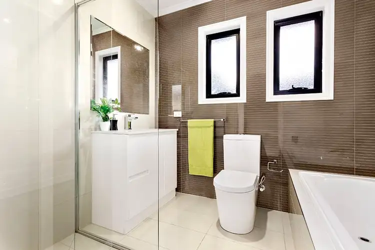 Fifth view of Homely house listing, 2/338 Warrigal Road, Oakleigh South VIC 3167