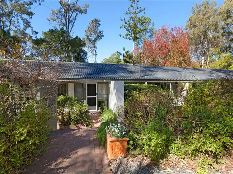 22 Scenic Road, Kenmore QLD 4069