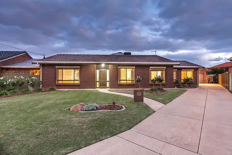 7 Hamlyn Court, Kidman Park SA 5025