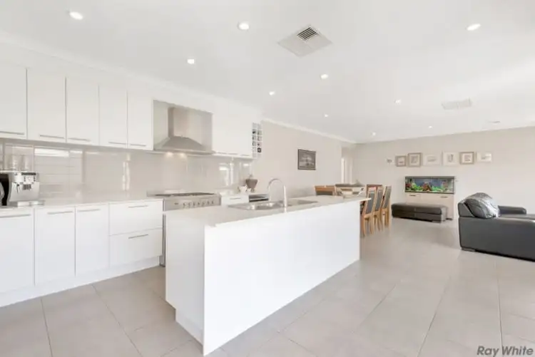 Seventh view of Homely house listing, 15 Champagne Crescent, Yarrawonga VIC 3730