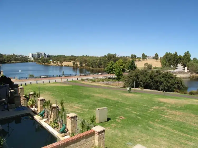 26 Riverina Drive, Ascot WA 6104