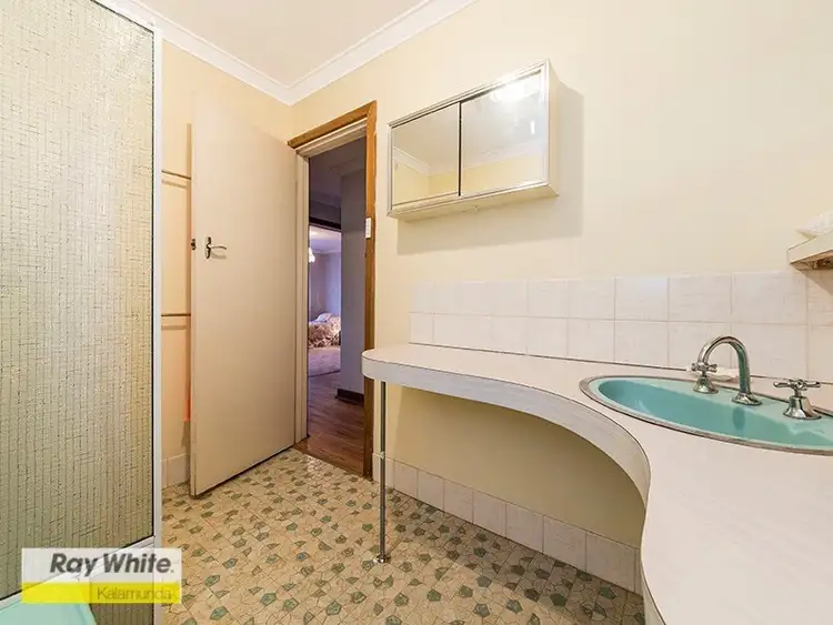 Seventh view of Homely house listing, 10 Bladon Way, Swan View WA 6056