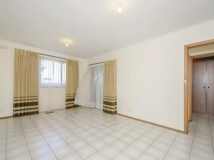 Fifth view of Homely house listing, 7 Ralph Avenue, St Albans VIC 3021