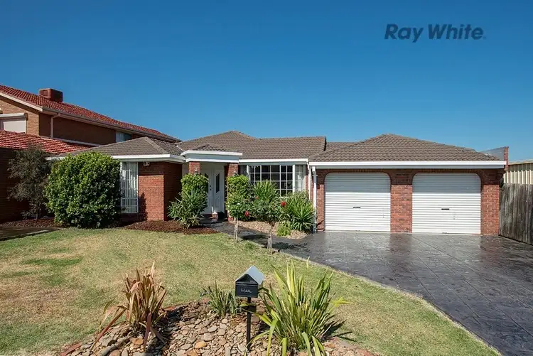 1 Lexon Way, Taylors Lakes VIC 3038