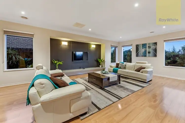 Sixth view of Homely house listing, 10 Wisteria Avenue, Craigieburn VIC 3064