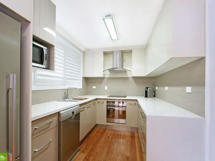 23 Plumwood Crescent, Cordeaux Heights NSW 2526