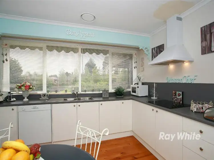 Fourth view of Homely house listing, 8 Sutherland Court, Endeavour Hills VIC 3802