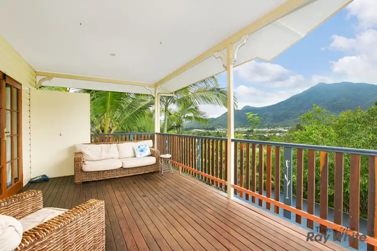 274 Robert Road, Bentley Park QLD 4869