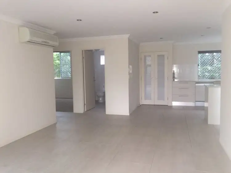 Fourth view of Homely unit listing, 4/5-7 Aruma Street, Chevron Island QLD 4217