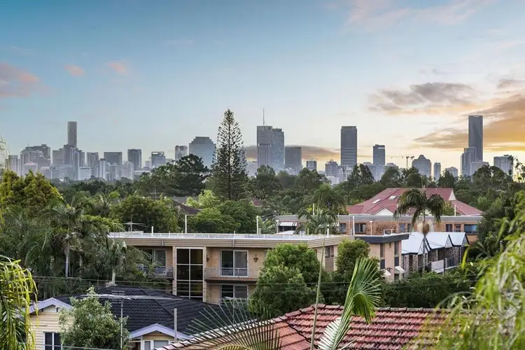 Main view of Homely unit listing, 5/20 Weston Street, Coorparoo QLD 4151