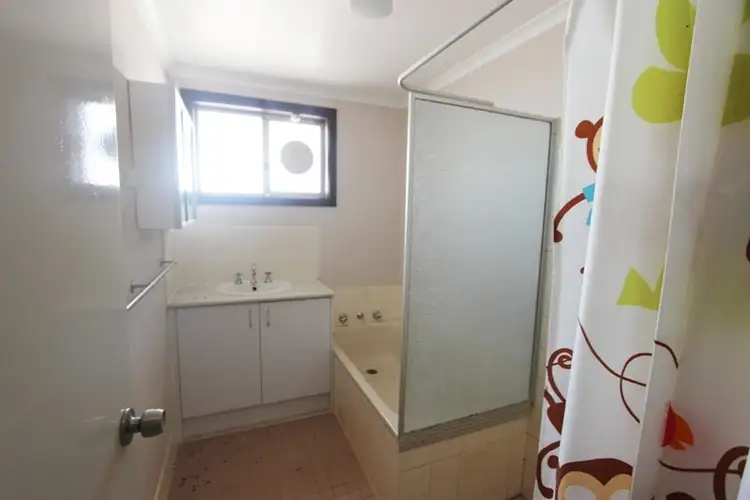 Fifth view of Homely house listing, 2 Newman Court, Nickol WA 6714