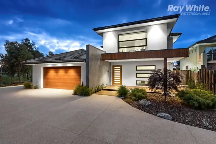 24 Cunningham Crescent, Sandhurst VIC 3977