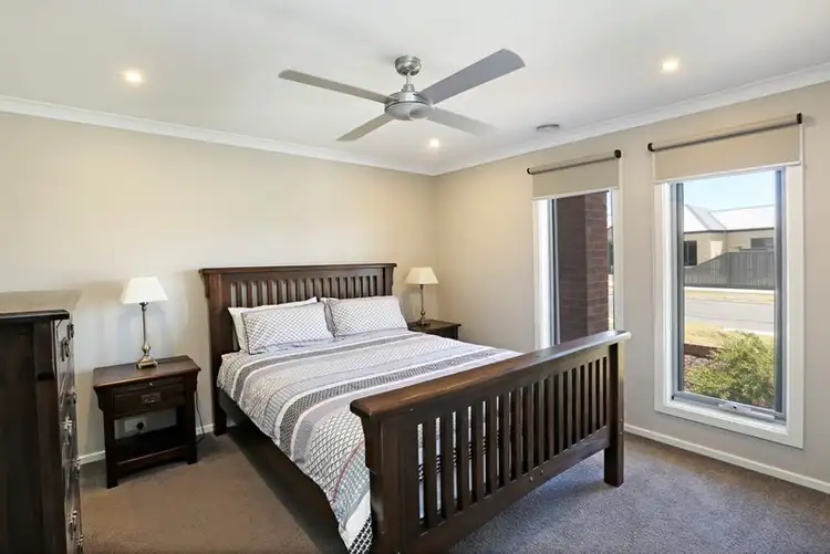 Fifth view of Homely house listing, 10 Grey Teal Place, Lara VIC 3212