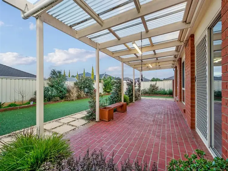 Seventh view of Homely house listing, 16 Erindale Place, Craigieburn VIC 3064