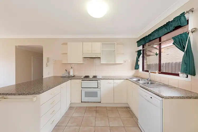 Third view of Homely unit listing, 8/30 Lindeman Place, Eight Mile Plains QLD 4113