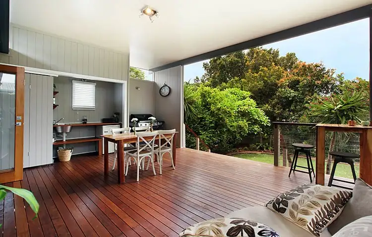 13 Saltash Street, Labrador QLD 4215