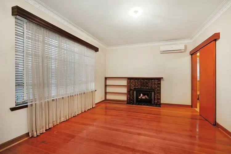 Second view of Homely house listing, 2 Joan Court, Reservoir VIC 3073