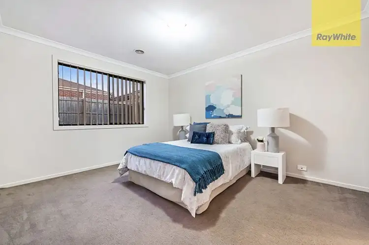 Fifth view of Homely house listing, 115 Golf View Drive, Craigieburn VIC 3064