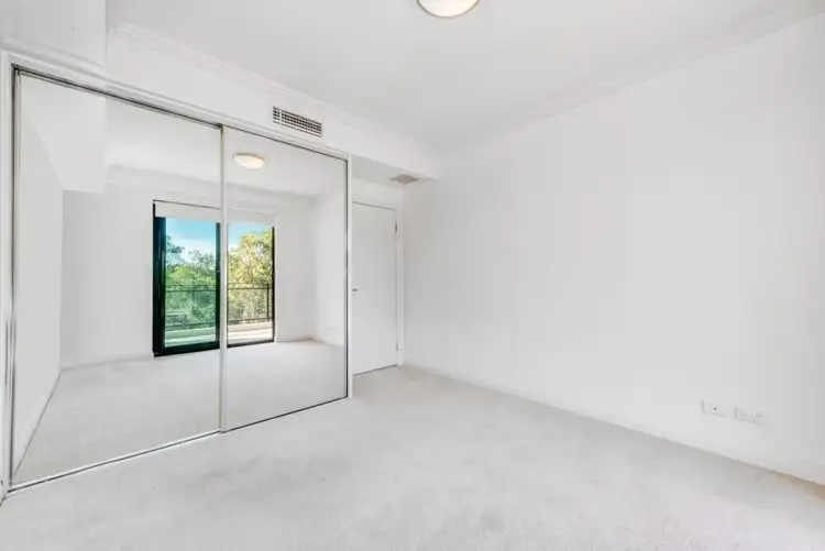 Fourth view of Homely unit listing, 7/11 Bay Drive, Meadowbank NSW 2114