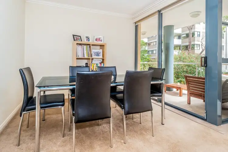 Third view of Homely apartment listing, 3/27 Waratah Street, Rushcutters Bay NSW 2011